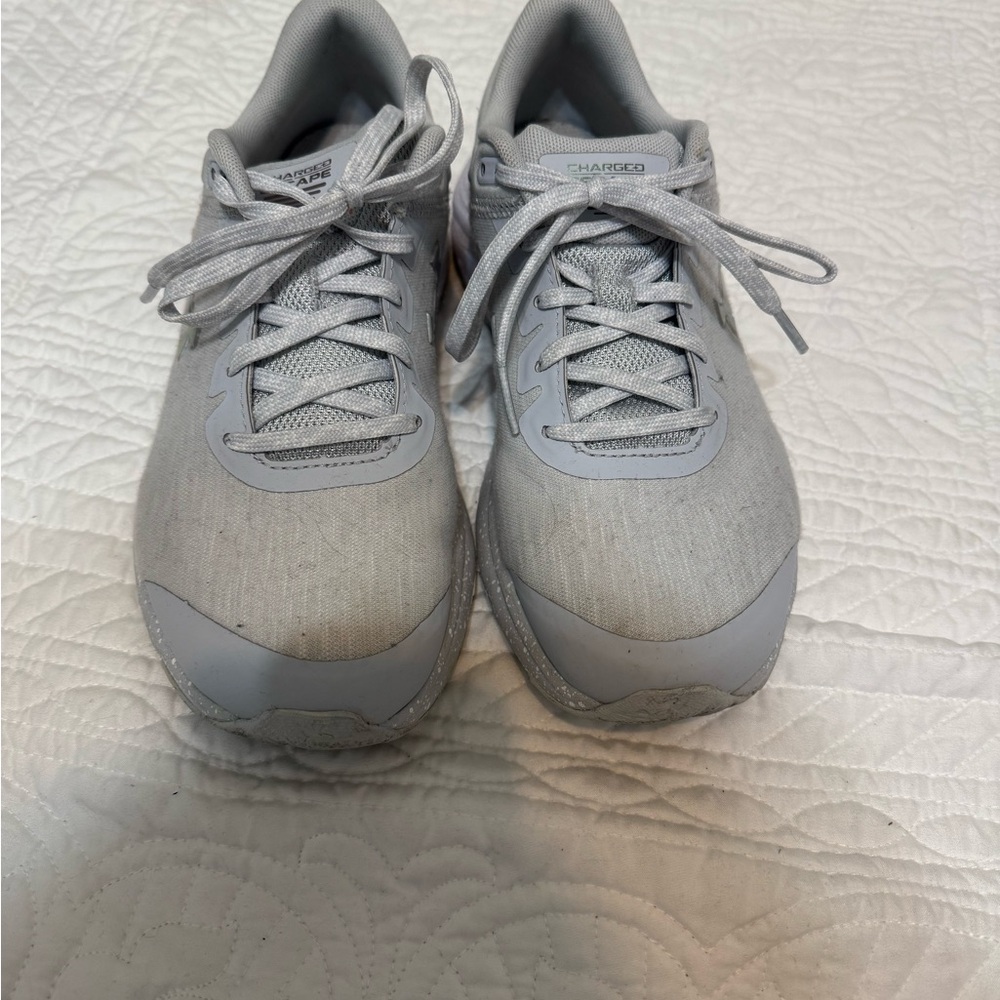 Under Armour Light Gray Running Shoes